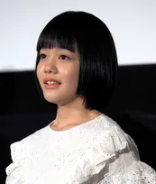 小八重葵美、撮影現場の岡田准一の姿を証言　演技の助言＆休憩中には「フュージョンをしました」