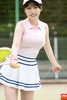 身長147cmのマシュマロボディにボブヘアのアイドル・はのんまゆ、ぴたぴたテニスウェア姿を披露