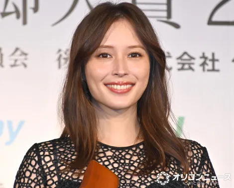 広瀬アリス、顔まで“傷だらけ”…過酷な仕事後ビジュアルに反響「リアルな傷とアザがたくさん」「これも良い勲章」