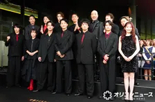 Snow Man岩本照、レッドカーペット登場に照れ「みんなペアでいいな」　『真田十勇士』豪華キャスト14人集結