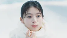 出口夏希、圧巻の透明感で“冬の扉”をオープン　「メルティーキッスと今年も冬を迎えられてうれしいです」
