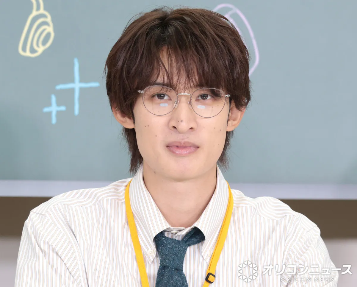 Snow Man向井康二、上白石萌音の“顔を押す”シーンは予定外「しかもクランクイン」