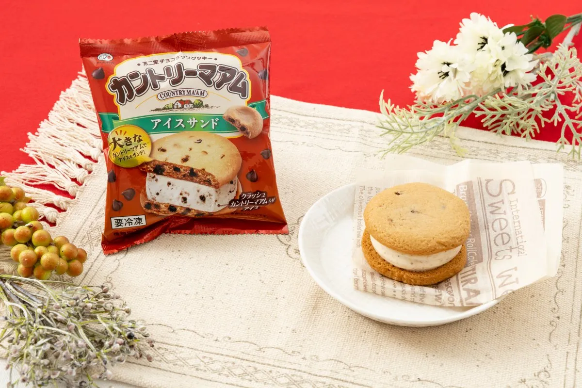 セブン-イレブンに「カントリーマアムアイスサンド」が登場　“しっとり食感”そのままに豊かな風味を楽しめる