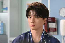 『救命病棟24時』木戸大聖“宮沢”が見せた涙の心臓マッサージ　表情から伝わる変化にネットも「控えめに言って…神回」「めちゃくちゃ感情移入」【ネタバレあり】