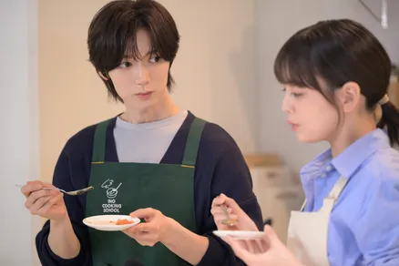 【小麦とバターと復讐と】変わり始めたミチル（伊原六花）の人生…優吾（七五三掛龍也）と共同作業