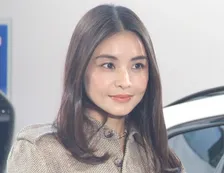 滝沢眞規子、新たな“愛車”の納車を報告「新しい車がやってきました」　2600万円超“高級外車”