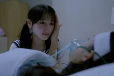 【女帝】初恋相手の裏切り、母の他界…齊藤なぎさ“彩香”の成り上がりが始まる　第1話あらすじ