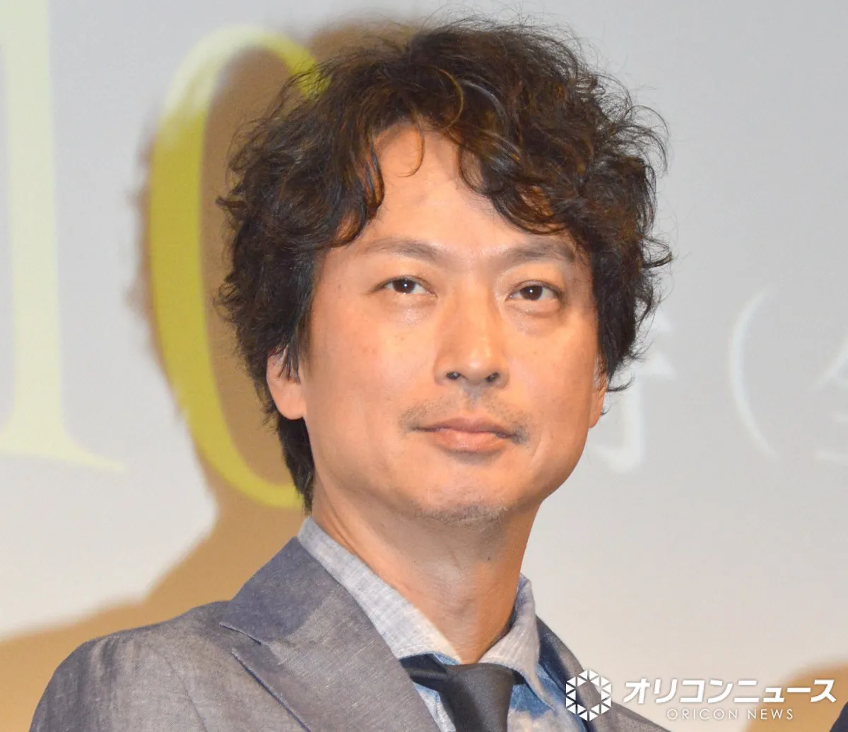 62歳・椎名桔平、まさかの“丸刈り姿”に反響　激変ビジュアルに「一瞬、誰かと」「衝撃でしたが、お似合いです」「ええ！すごく！ちょいワル」