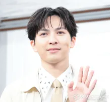 M!LK吉田仁人、初の連ドラ主演で“理想の座長”　桃月なしこ絶賛「疲れを感じさせない」