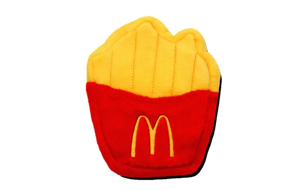 マクドナルド、新グッズ「ふわふわポーチ（ポテト）」発表　「Myマクドナルド リワード」企画