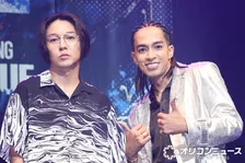 屋良朝幸、草間リチャード敬太を“後継者”に任命「唯一無二のエンターテイナー」