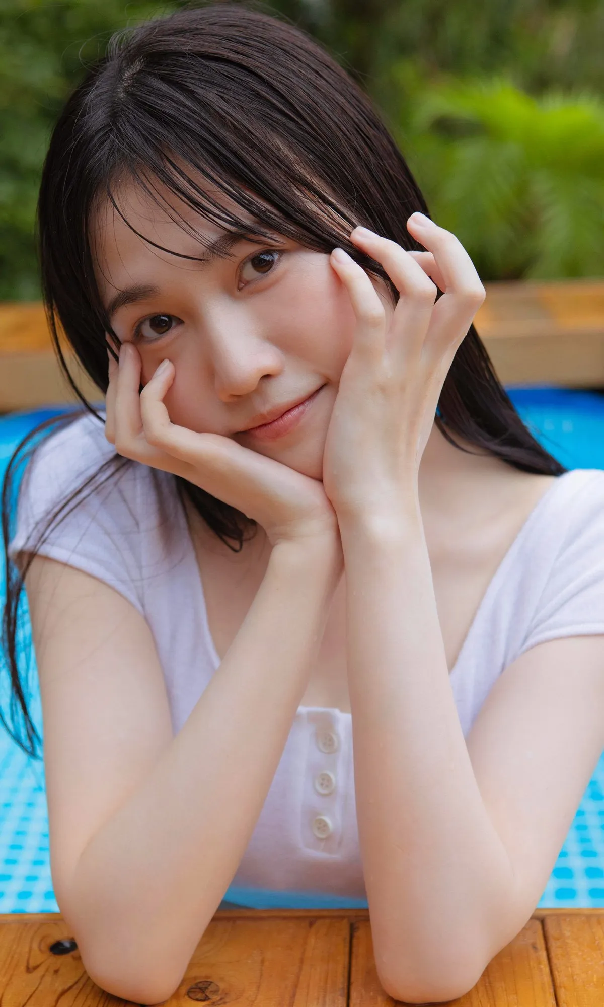 いぎなり東北産・吉瀬真珠、アクティブな姿と自然体の姿を詰め込んだ写真集