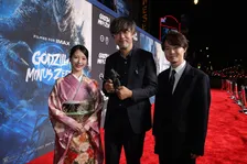 神木隆之介＆浜辺美波、ハリウッドで大歓声浴びる　『ゴジラ-0.0』LAプレミアに山崎貴監督と登場