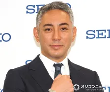 48歳・市川團十郎「人生初挑戦!!」　庭のハーブ使った自家製ハーブティー作りの“一部始終”を公開「結果、味は…」