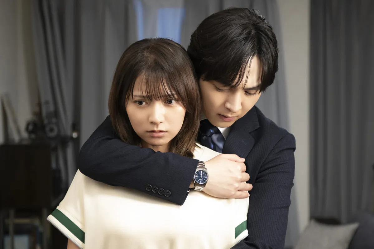『溺愛』真白（吉田仁人）、家を飛び出した皐月（桃月なしこ）に遭遇　第2話場面写真公開