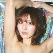 『ラブパワーキングダム』で話題の林ゆめ、平成ギャルグラビアに挑戦　ルーズソックスなど「ギャルかわ」な世界を展開