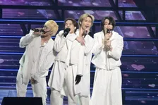 A.B.C-Z、ありったけの“愛”をファンに　新たな挑戦を詰め込んだステージ披露【ライブレポート】