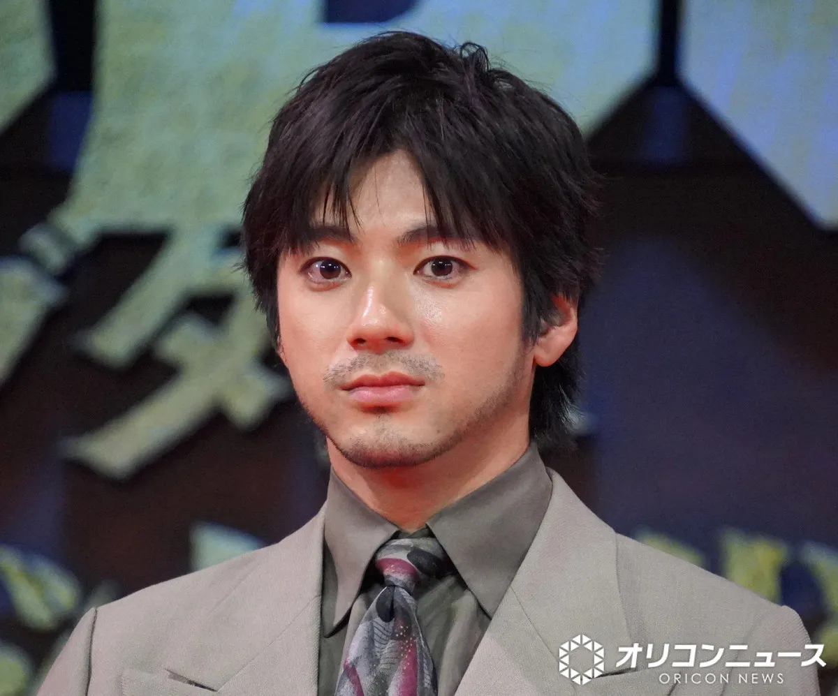 山田裕貴、1人だけ明るめカラーのスーツで大慌て　それでもアピール「万極感があります！」■『キングダム 魂の決戦』ワールド・プレミア