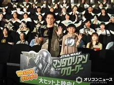 伊藤英明、『スター・ウォーズ』公開初日に息子と鑑賞　「ありがとうという気持ちに」