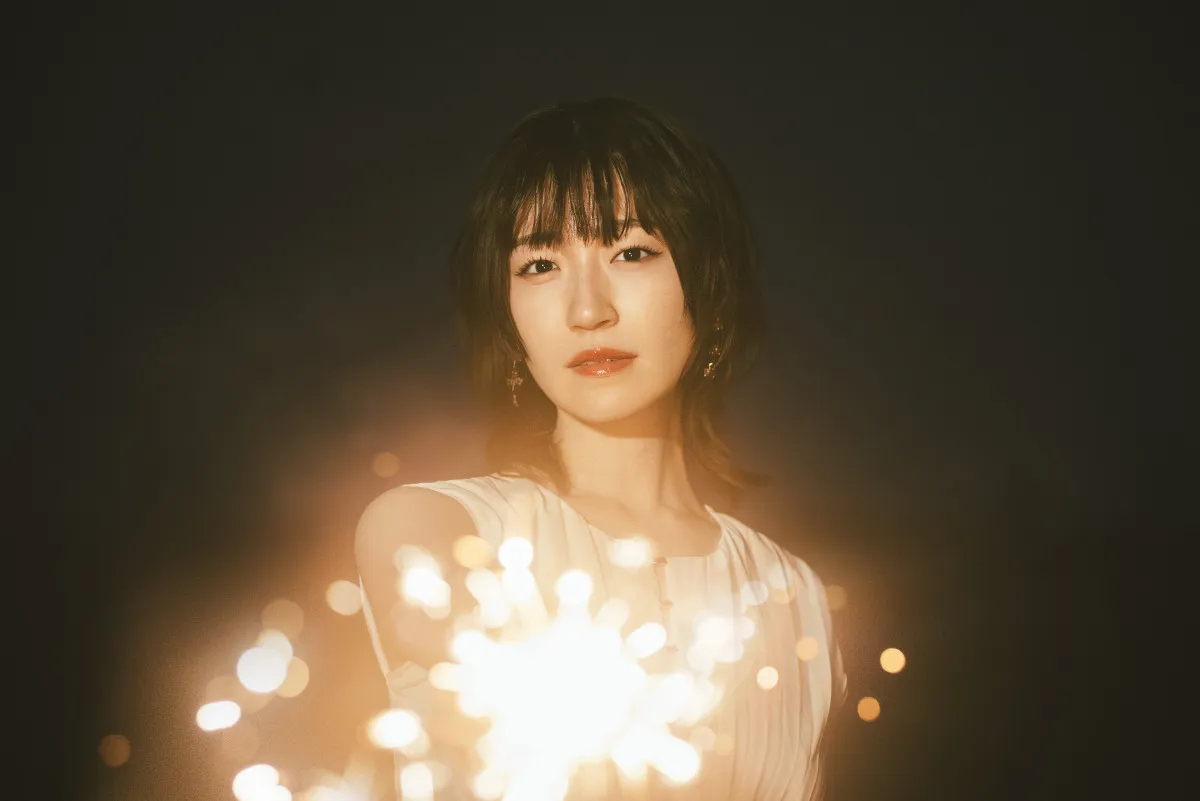 前島亜美、超ミニスカのキャラ！『才女のお世話』旭可憐役＆ED担当「ブースの中もとても平和で穏やか」