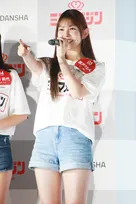 【ミスマガジン2027 ベスト20ピックアップ】サッカー大好きなアイドル・瀬戸 りおん　胸キュンセリフでアピール「ねえ、私のことちゃんと見てる？ サッカーに負けたくないんだけど〜！」