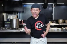ダイアン津田、松本人志と作り上げた理想のラーメン2種類が商品化「ごいごいすーな味を楽しんで」