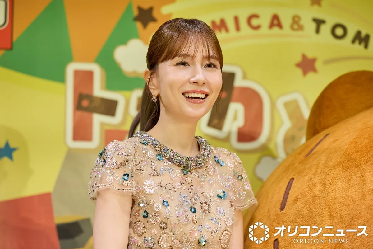 May J.、2歳娘を溺愛「時間も愛情もすべて捧げたい」　“隠し物いたずら”には苦笑い『トミカとトム』イベントで親子エピソード明かす