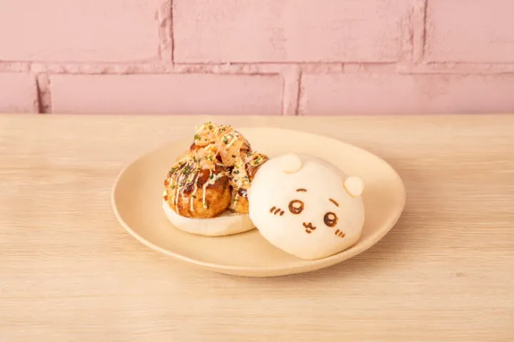 「ちいかわベーカリー」大阪にオープン　“ならでは”の「たこせんバーガー」が限定登場