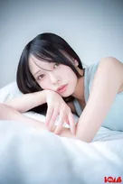 日向坂46山口陽世、しっとりとした大人の色気醸し出すソログラビア　『ボム』で卒業発表の経緯や三期生への思いも語る【独占カットあり】