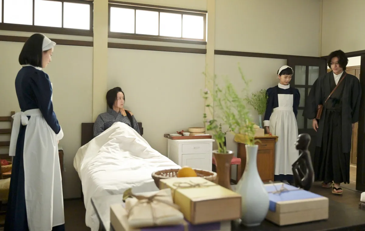 『風、薫る』シマケンが病院にやってきて、りんに「セツに会わせてほしい」と頼み込む　第53回場面カット