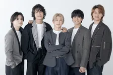 Aぇ! group＆西村拓哉、『おそ松さん』“兄弟”座談会　「このメンバーだからこそ」のハチャメチャな6つ子を体現【インタビュー】