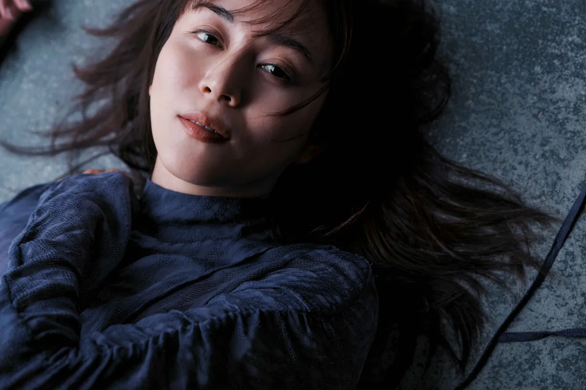 比嘉愛未、初エッセイ集『またね。』本日発売　「結婚するつもりがないとか、ずっとひとりがいいとはまったく思ってません」