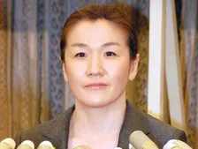YAWARAちゃん・谷亮子、レクサス“次世代スポーツカー”に興奮「完璧!!」　トヨタ会長の“名”を冠したクラフトティーに舌つづみ