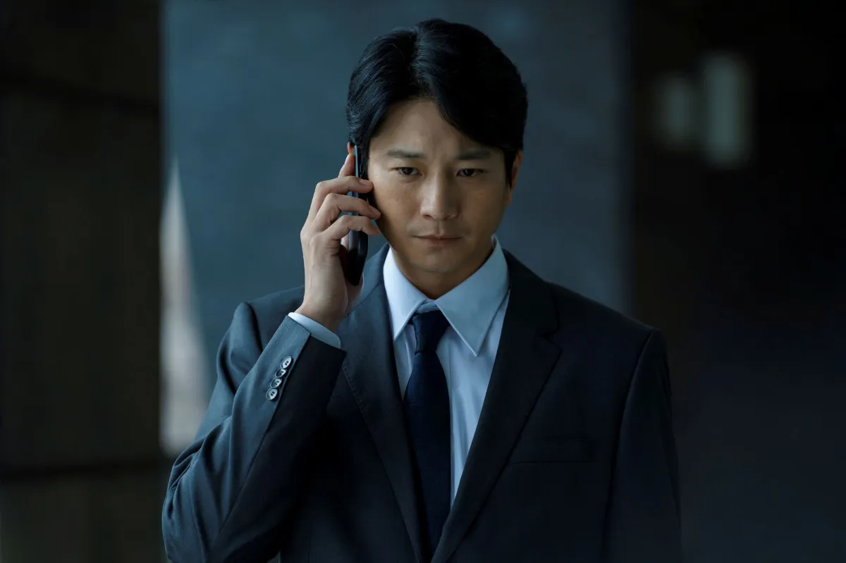 向井理、医薬業界の表と裏を描く医療ドラマ主演「運命めいたものを感じた」　『MR-医薬情報担当者-』WOWOWにて今秋放送・配信