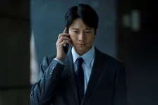 向井理、医薬業界の表と裏を描く医療ドラマ主演「運命めいたものを感じた」　『MR-医薬情報担当者-』WOWOWにて今秋放送・配信