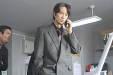 眞島秀和、フジ火9『さよならノワール』に出演決定　刑事課キャストが一挙に解禁【コメントあり】