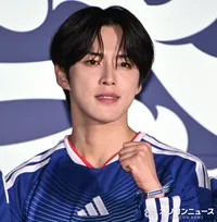 JI BLUE・河野純喜、元気すぎて坪井慶介びっくり　渋谷の街の空気で「日本代表を応援したくなる」