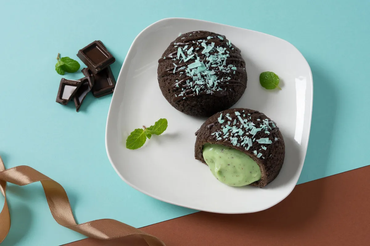 “幻のシュークリーム”ビアードパパの「チョコミントシュー」販売店を倍増　ファンの声に応え14店舗で展開【店舗一覧掲載】