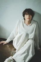 山下幸輝、松村北斗主演『告白』出演決定　ヒロイン・岡崎紗絵が率いる部署で働く営業担当「野瀬化粧品社内のアイコニック的人物になれれば」【コメント全文】