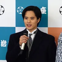 岡本圭人「キャラクターの濃い方々が多い」　高畑淳子、吉田栄作、柄本明らと共演で恐縮気味