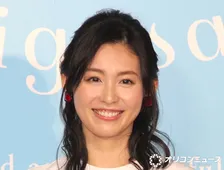 本仮屋ユイカ、妹・リイナの第3子出産を報告　“姪っ子”赤ちゃん抱っこし満開の笑顔ショット披露　リイナも写真に反応「笑ってるーーー!!」