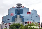 競馬のテレビ中継で「こんなこと記憶にない」騒然の事態　宝塚記念で豪雨→史上初の結果に