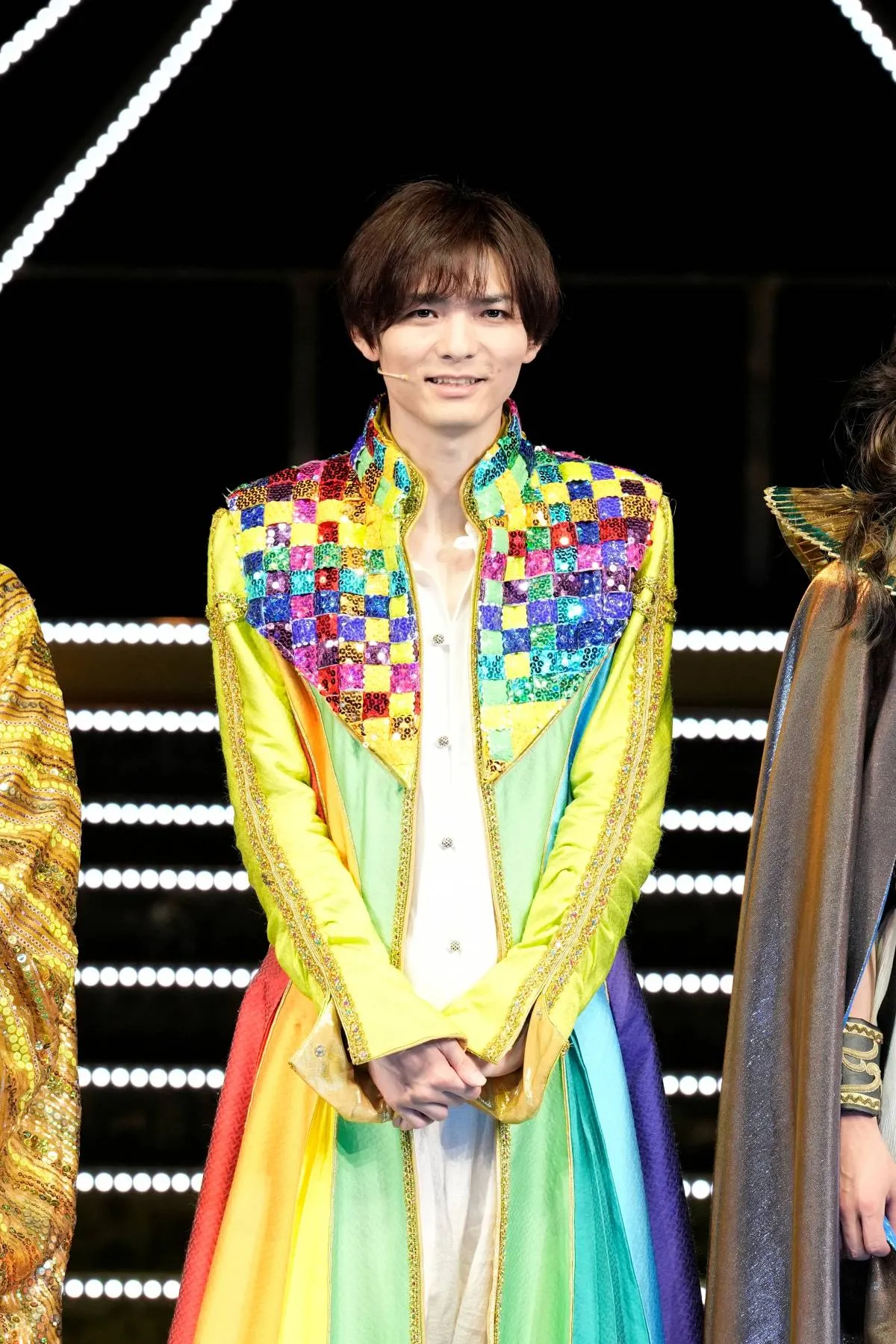 Hey! Say! JUMP薮宏太、4年ぶりの再演に喜び「パワーアップしたジョセフを楽しんで」カラフルなコートで舞台彩る