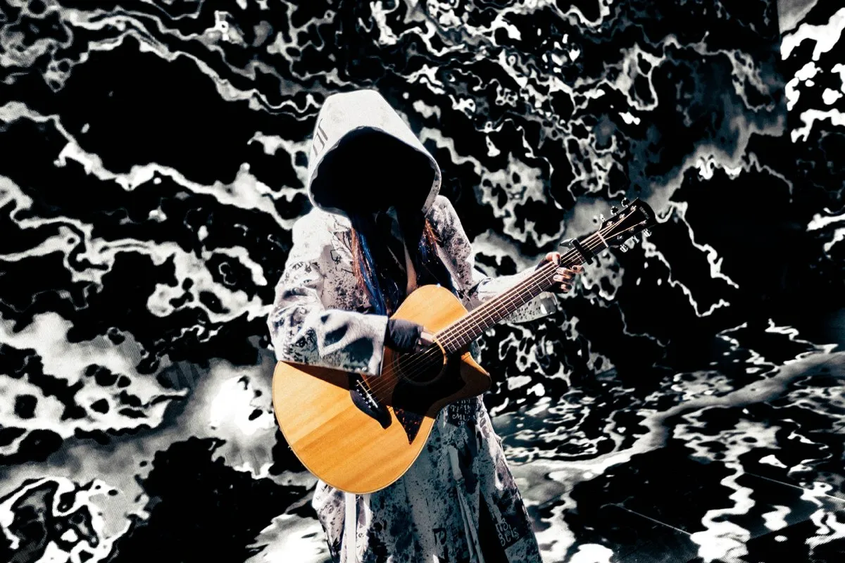Nakamura Hak、オンラインライブ『境界』アーカイブ映像を期間限定公開　アパレルラインも始動