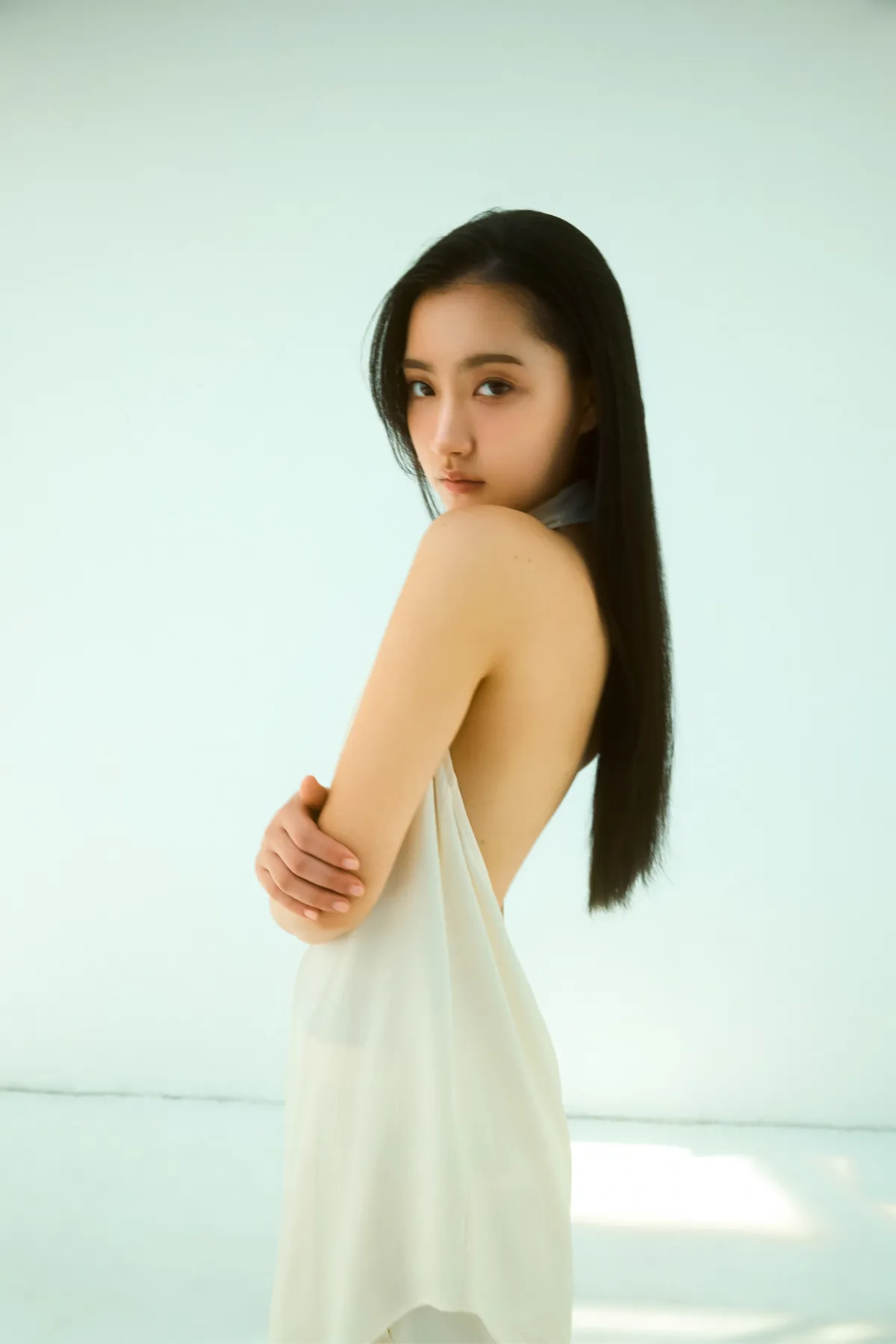 17歳・LINOAH、写真集の売上全額を環境保護団体へ寄付「地球の未来に貢献できたら」【コメント全文】
