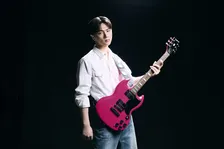ENHYPEN・JAY、シグネチャーギター発売決定「胸が高鳴るような輝く気持ちをお届けできれば」【コメント全文】