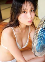 「美少女図鑑AWARD」特別賞受賞の22歳、グラビア映えする抜群ボディ披露　圧倒的愛され力も発揮
