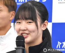 【卓球】“ダブル優勝”の張本美和、父親との2ショット添え応援に感謝「久しぶりの個人戦の大会で優勝することができて嬉しい」　『WTTコンテンダー ザグレブ 2026』に出場