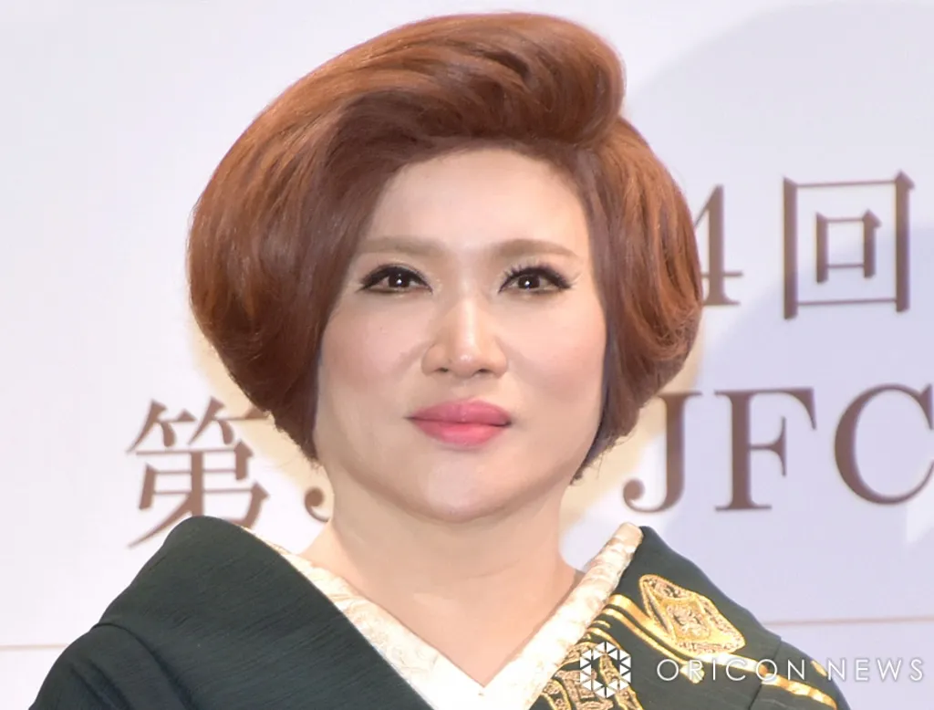 IKKO、“黒髪”印象ガラリな新ヘア公開にSNS「お若く見えます！」　イメチェン理由も説明「歳を重ねていくとこの部分が…」