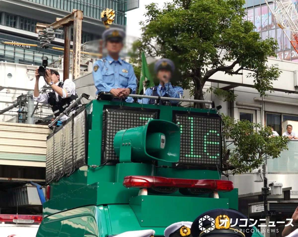 【W杯2026】渋谷スクランブル交差点、DJポリス大絶叫「交通の迷惑を考えてください！」「速やかにこの場所から移動してください！」「転倒した人がいます！」